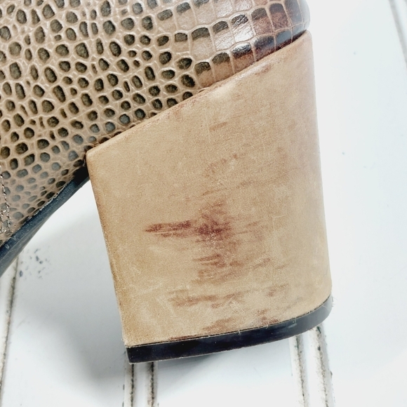 Levity Berlin Tan Suede Snakeskin Print Slip On Block Heel Ankle Boots H725 - Picture 12 of 14